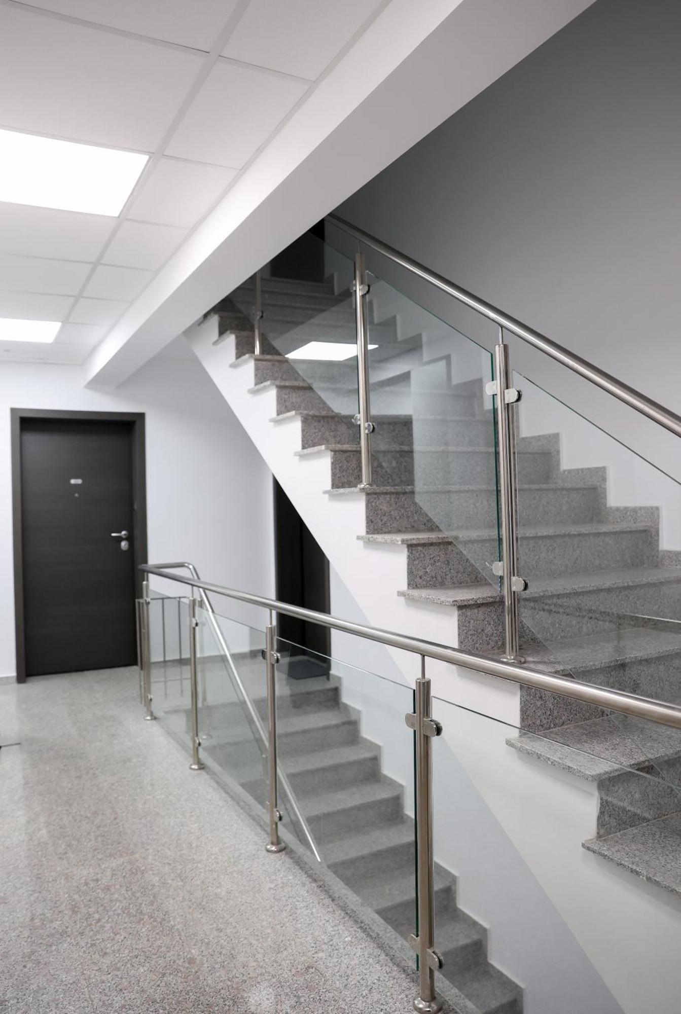 Apartment Vitan Oasis - Free Secured Private Parking - Self Check-in -