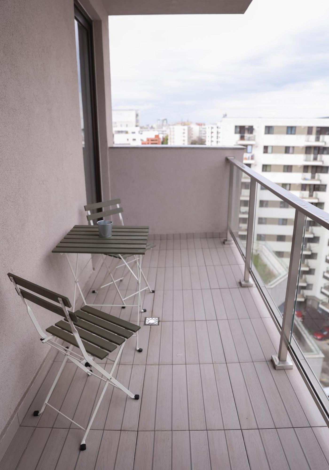 Apartment Vitan Oasis - Free Secured Private Parking - Self Check-in - Bucharest