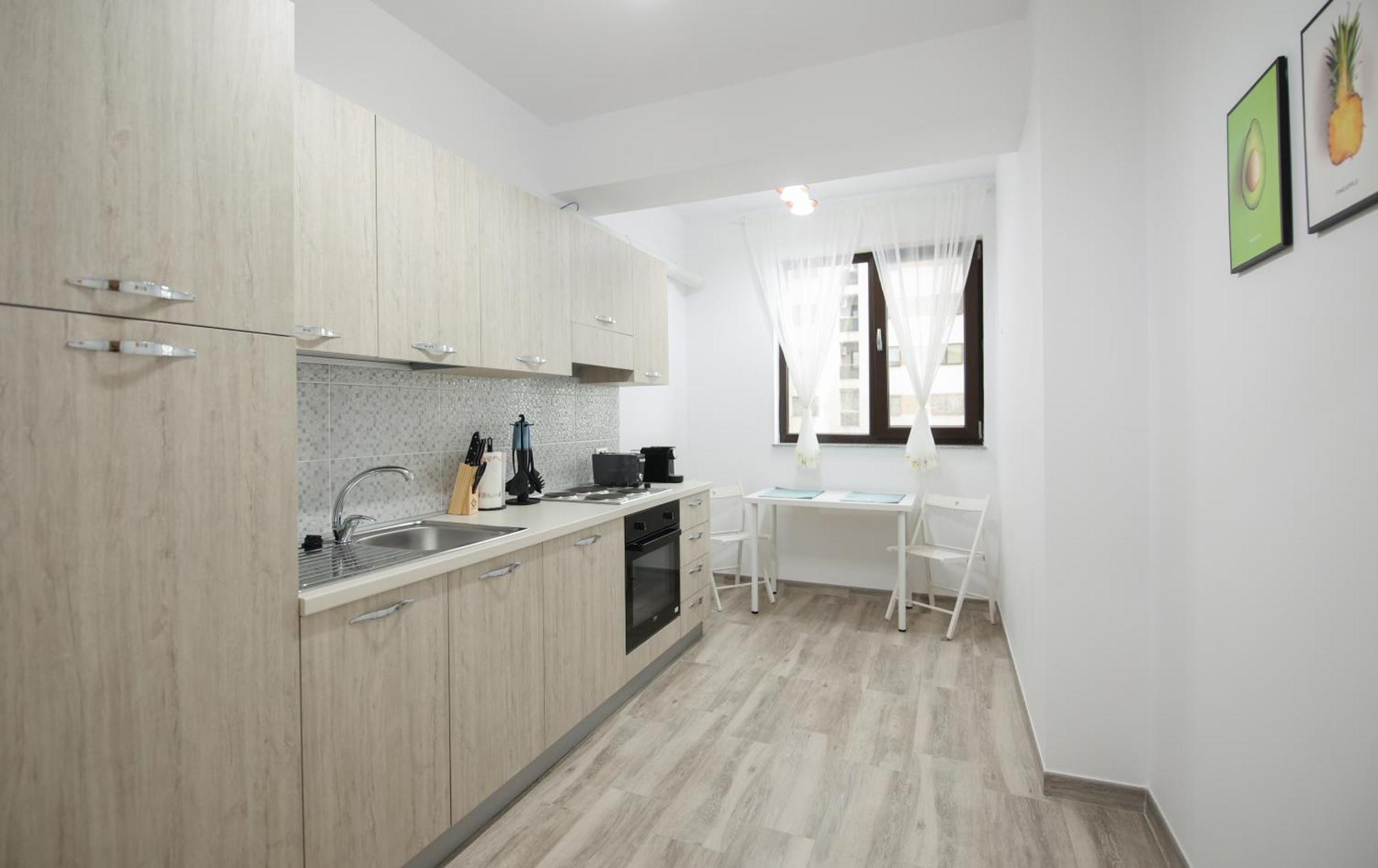 Apartment Vitan Oasis - Free Secured Private Parking - Self Check-in -